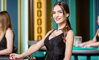 Cầu thủ bóng đá trên sân vận động trong trận đấu đêm, biểu tượng cá cược bóng đá mint88